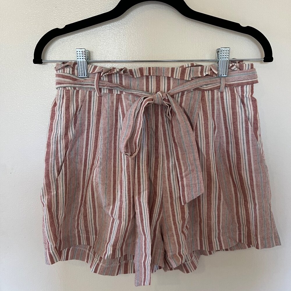 NWOT - Grade & Gather Shorts - Size Small